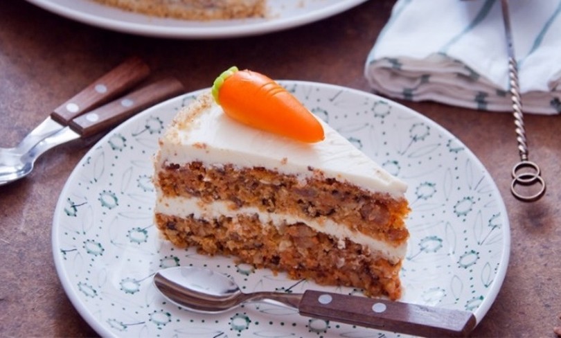 Tarta de zanahoria con queso crema (carrot cake) - Recetas de Cocina |  MujerdeElite